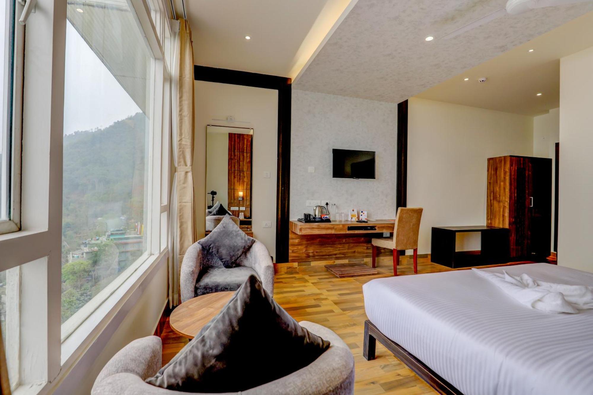 Banari Regency By Summit Hotel Namchi ภายนอก รูปภาพ