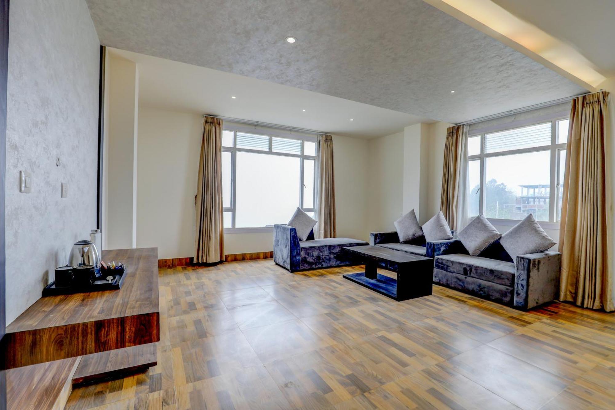 Banari Regency By Summit Hotel Namchi ภายนอก รูปภาพ